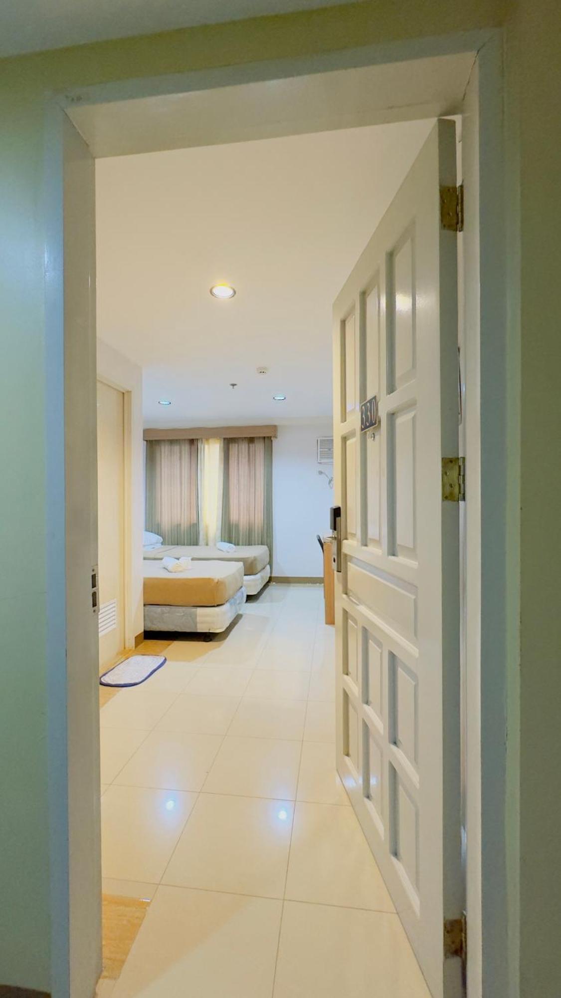 La Anclar Hotel Davao City Екстериор снимка